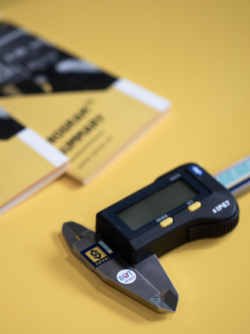 Nahaufnahme elektronisches Messgerät beim Profond Kunden Sylvac